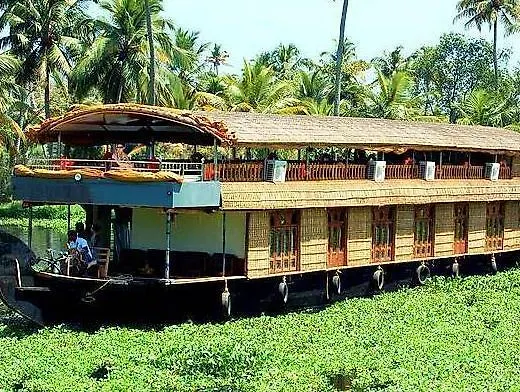 Jct Houseboats Hotel Alappuzha